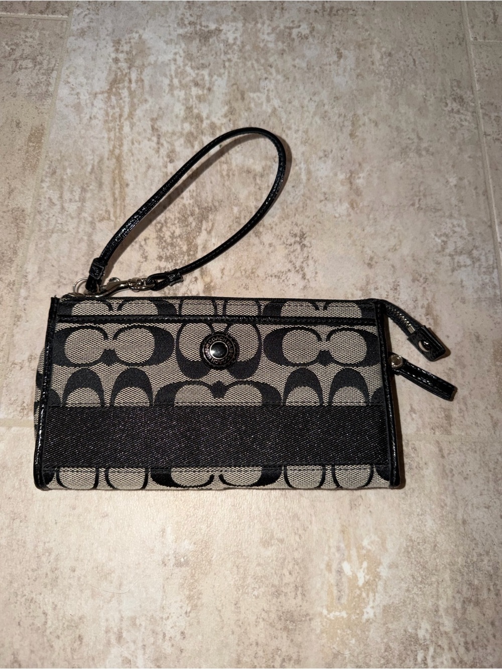 Coach Signature Monogram Wristlet - Black/Tan
